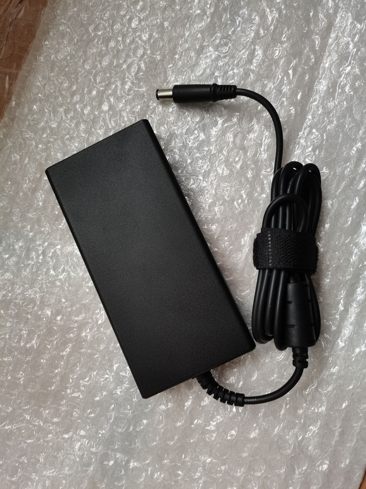 새로운 슬림 OEM 델타 19.5V 9.23A ADP- - Pc Gaming Msi 리뷰 및 가격